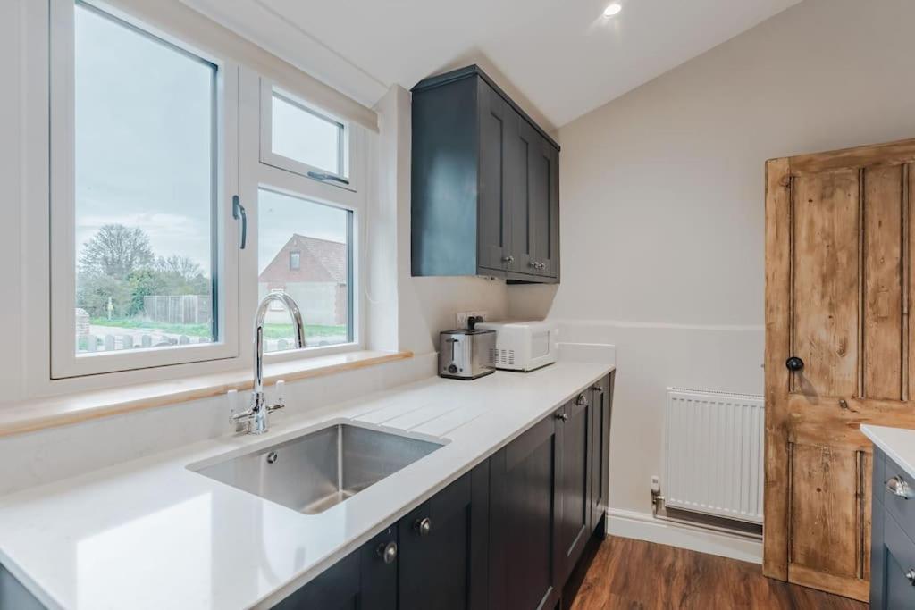 3 Mill Street - Norfolk Cottage Agency هولت المظهر الخارجي الصورة